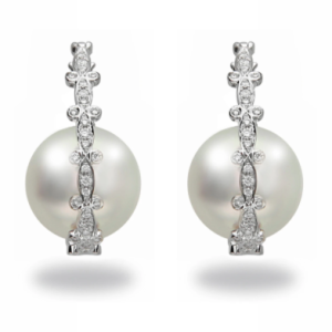 18 Kt White Gold South Sea Diamond Earrings