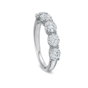 18kt White Gold Oval Diamond Band