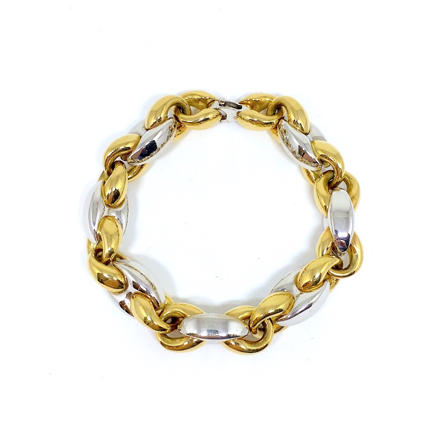 Gold Sea Shell Bracelet