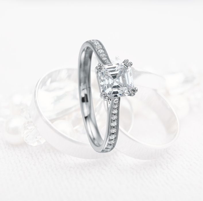 Solitaire Diamond Engagement Ring