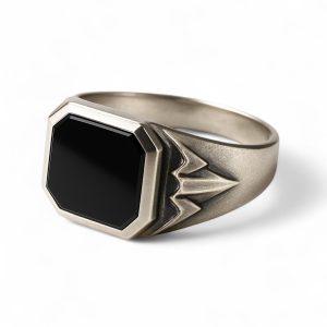 Obsidian Onyx Crest Ring