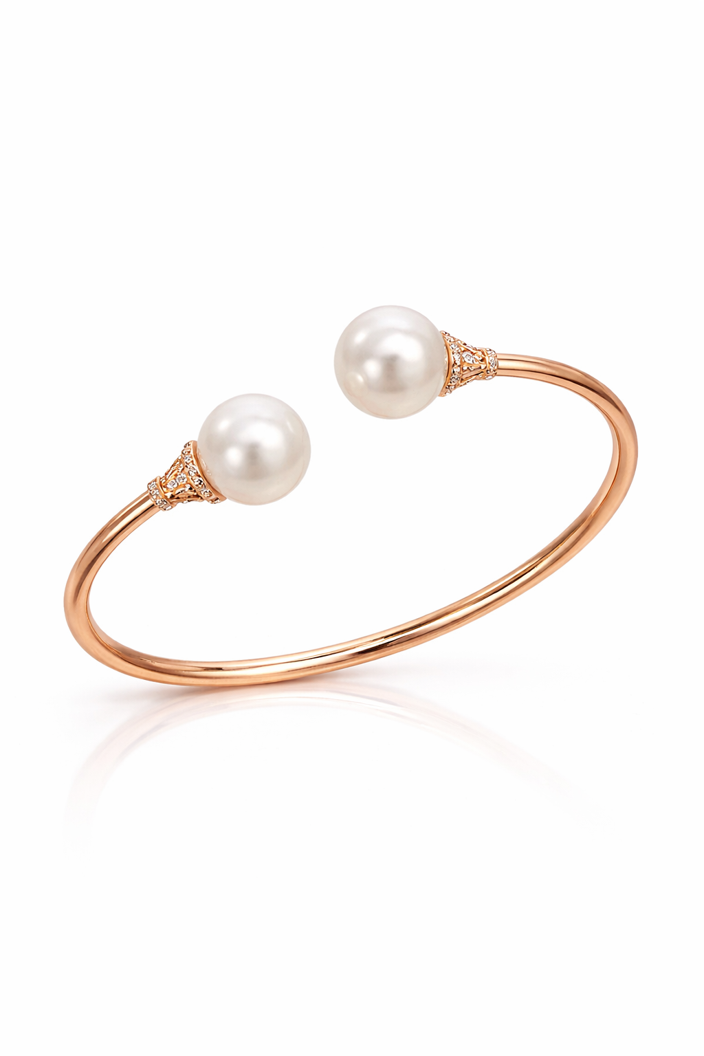 pearl bangle Luna Embrace