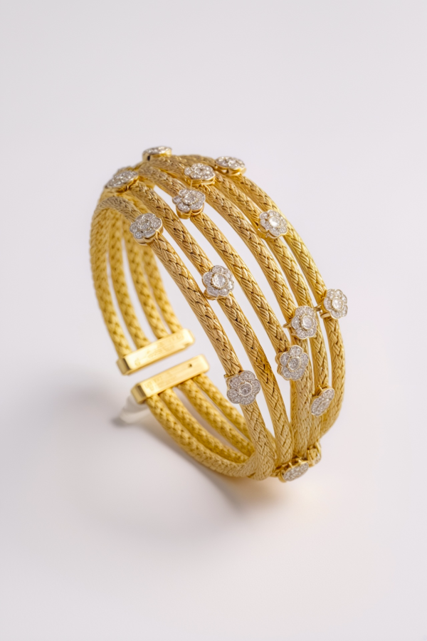 Fleur d'Or Bangle