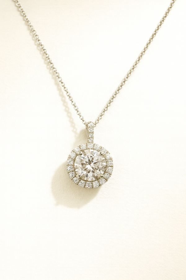 The Solara Pendant