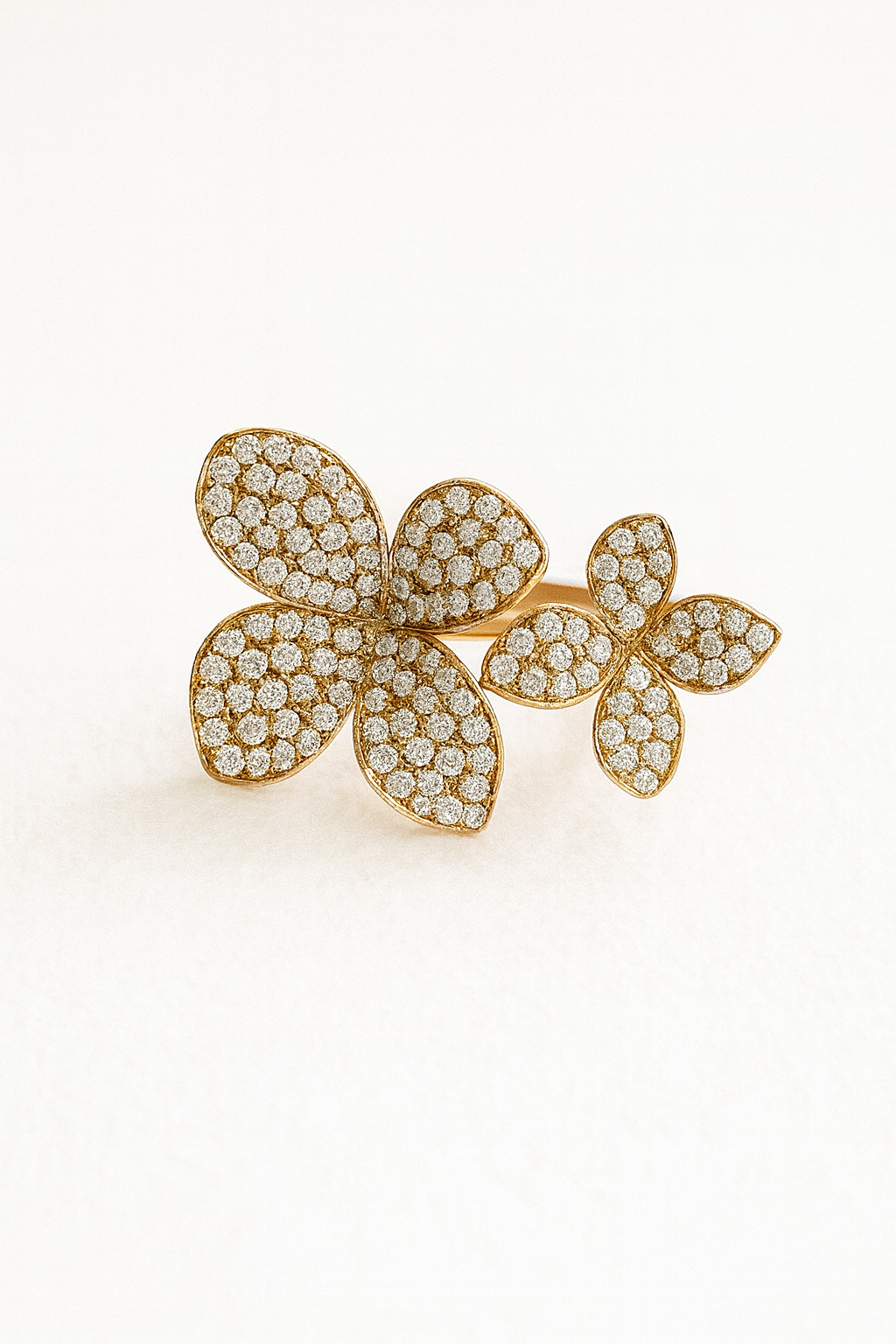 diamond flower ring Fleur De Lumiere Ring