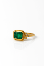 Heirloom Emerald Ring
