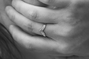 minimalist-diamond-engagement-rings