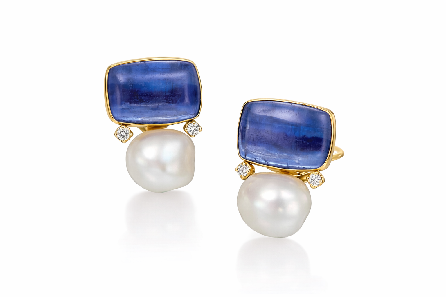 pearl earrings Azure Perla Earrings